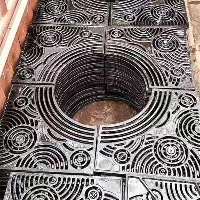 铸铁树围井盖